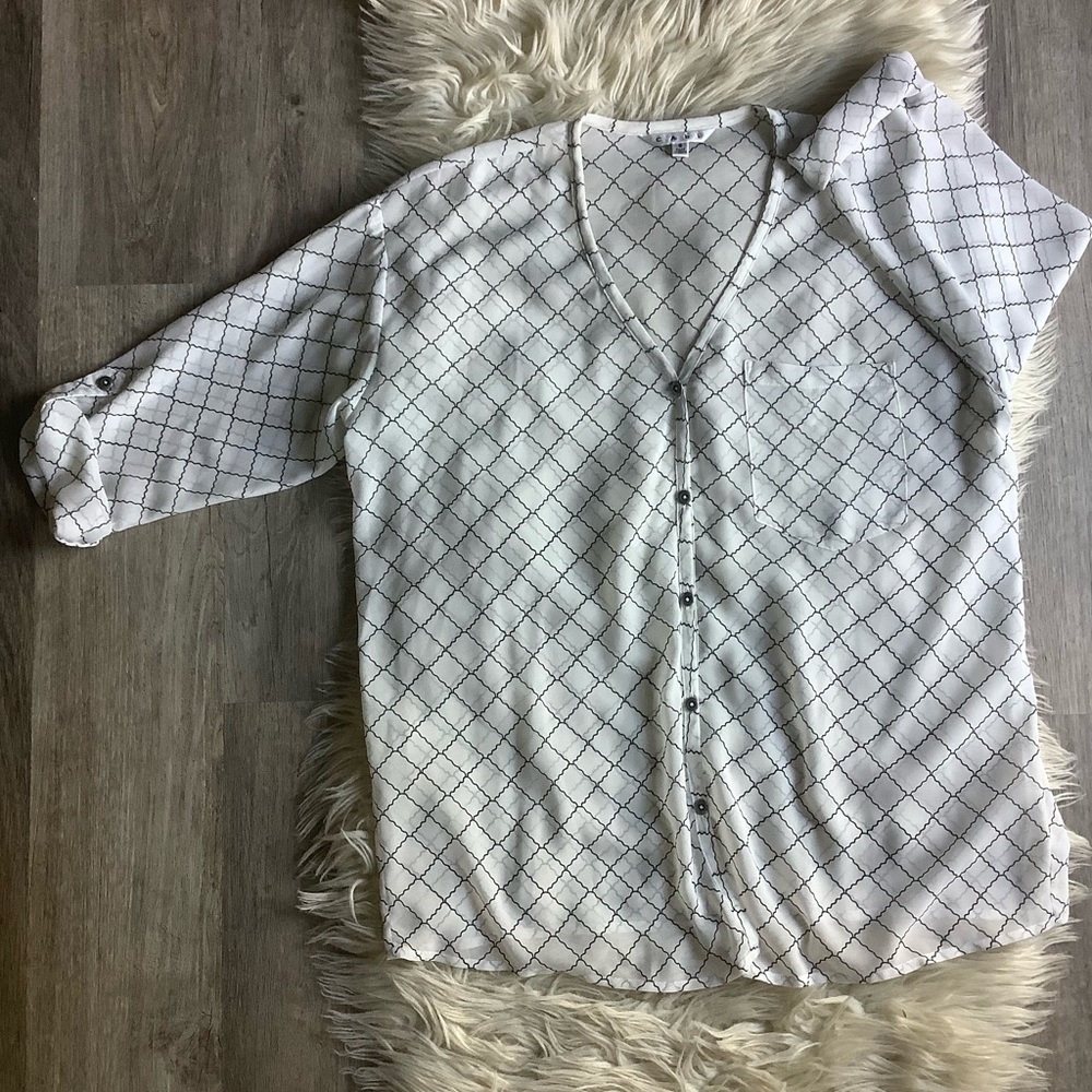 Cabi Sheer button front blouse black & white oversized Small - Picture 2 of 7